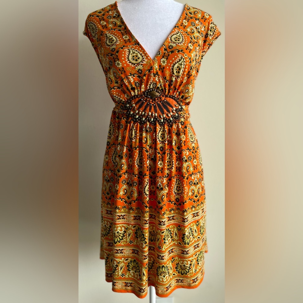 ECI NEW YORK STRETCH JERSEY KNIT V-NECK TIE WAIST BEADED DETAIL DRESS, ORANGE.XL